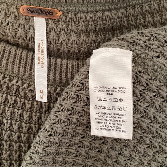 Free People cold shoulder top - Picture 4 of 5